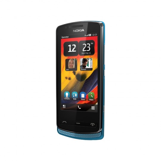 نوكيا تبدأ في شحن الهواتف 700 , 701 بنظام Symbian Belle