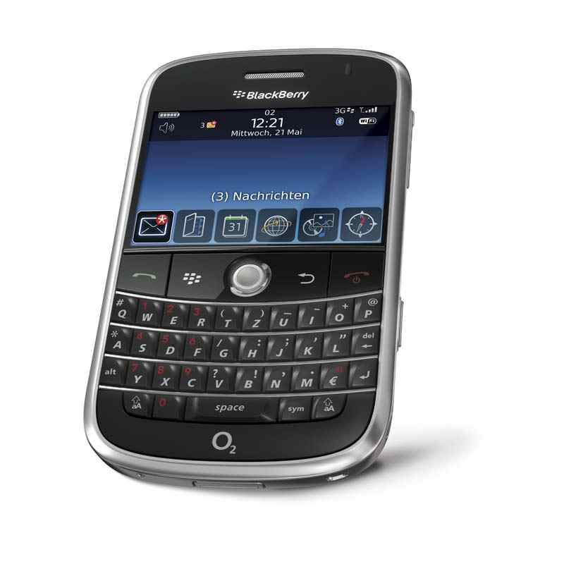 عُمان موبايل تطلق الهاتف BlackBerry Bold 9900