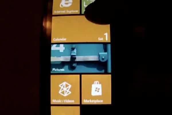 فيديو للهاتف HTC HD2 وهو يعمل بنظام مانجو وأيضا بروم مخصصه !!